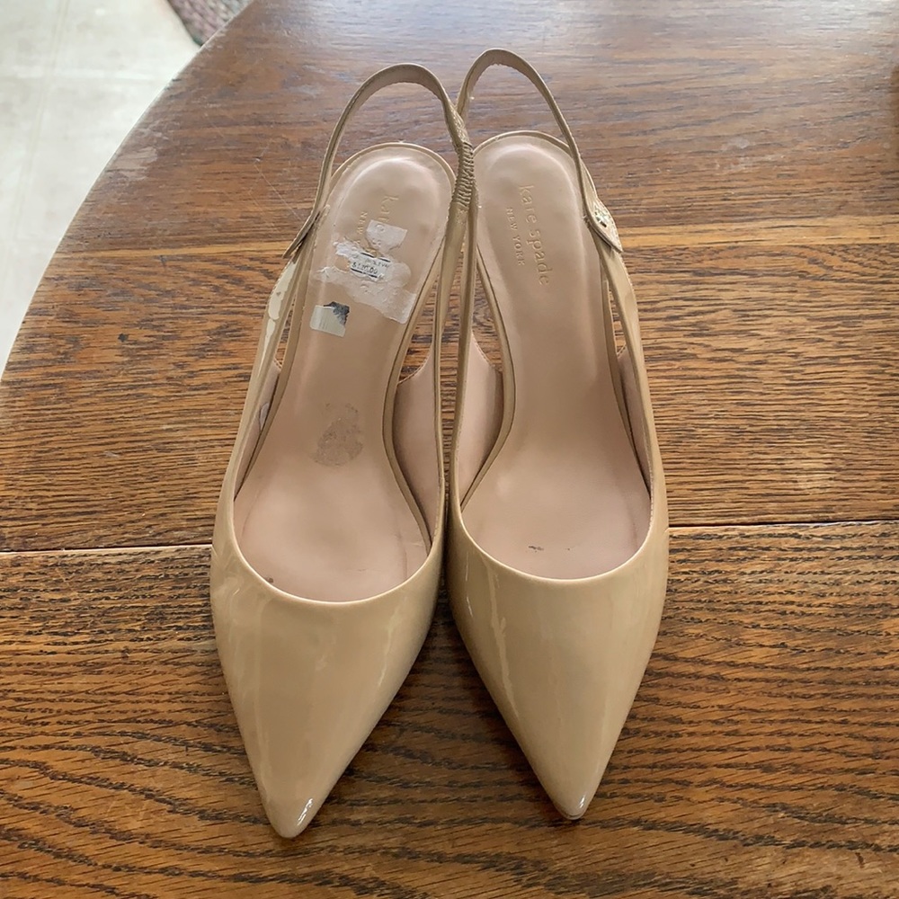 Kate spade kitten heels beige 8m GUC 2x worn